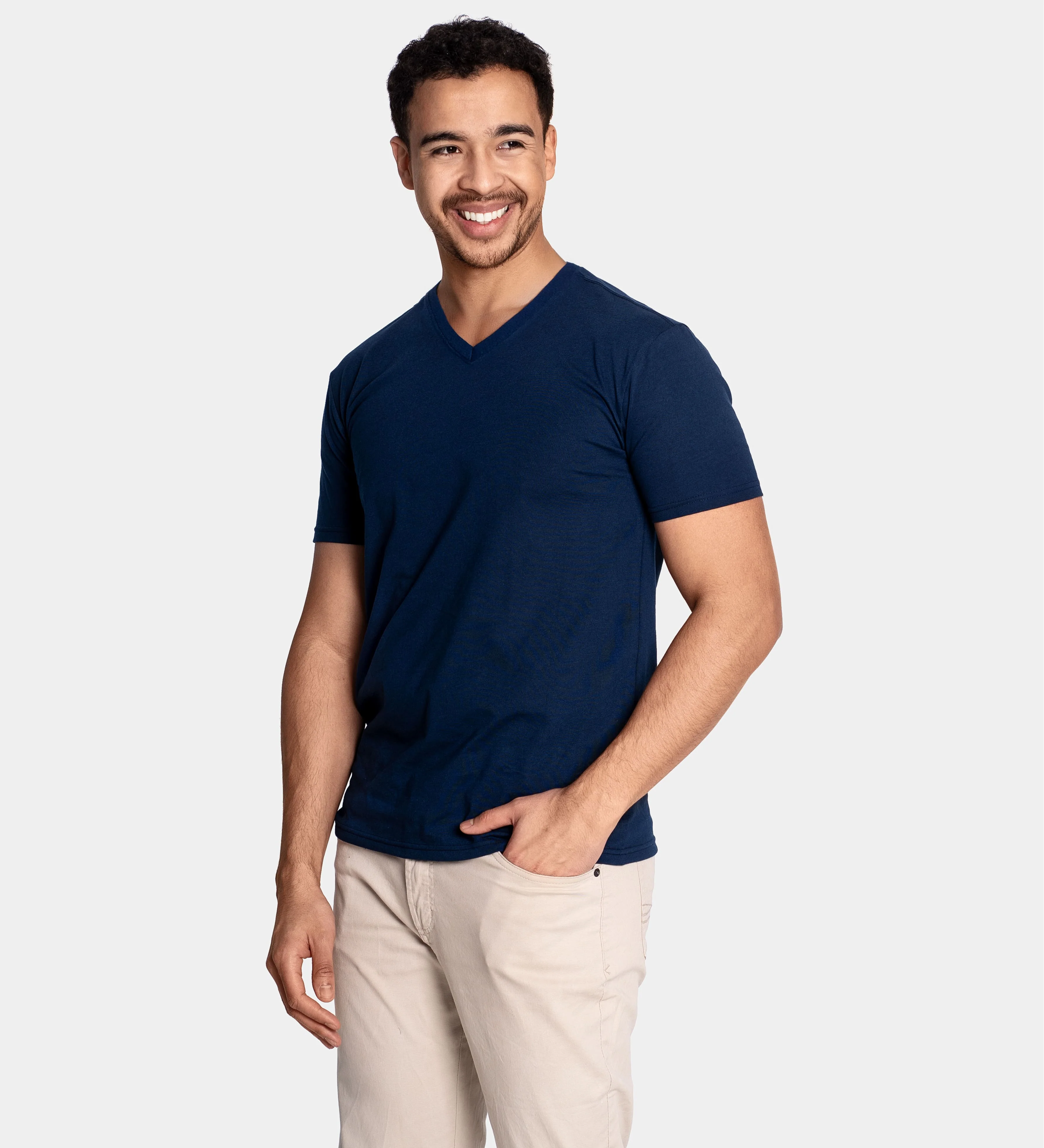 V-Neck Essential 4er Pack - Image 13